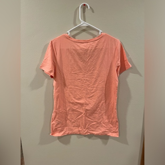 Amazon Essential v neck bundle - Picture 4 of 9